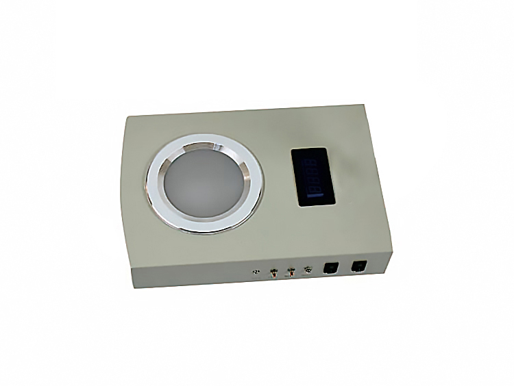 一、產(chǎn)品特點感應(yīng)壓力計數(shù)系統(tǒng)，快速精確，使用簡便3位數(shù)字LED顯示，可計數(shù)0-999，，避免漏數(shù)和重復(fù)計數(shù)可選明暗背景，無眩目背光，便于觀察培養(yǎng)皿，操作不易疲勞可放置直徑50-90mm培養(yǎng)皿放大鏡放大倍數(shù)可變，可用于計數(shù)小菌落可彎曲的支臂連接放大鏡，可清楚地觀察培養(yǎng)皿